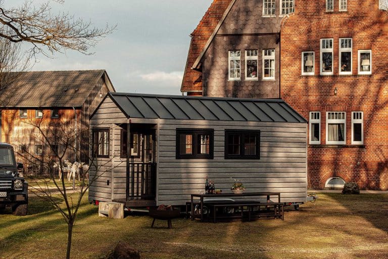 vital-camp-thumbnail-tinyhaus-wein